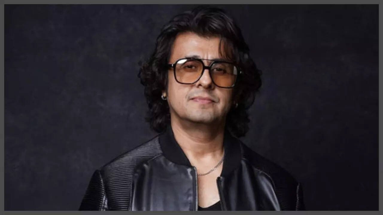 Sonu Nigam wins legal relief as HC blocks fake posts by Bihar lawyer